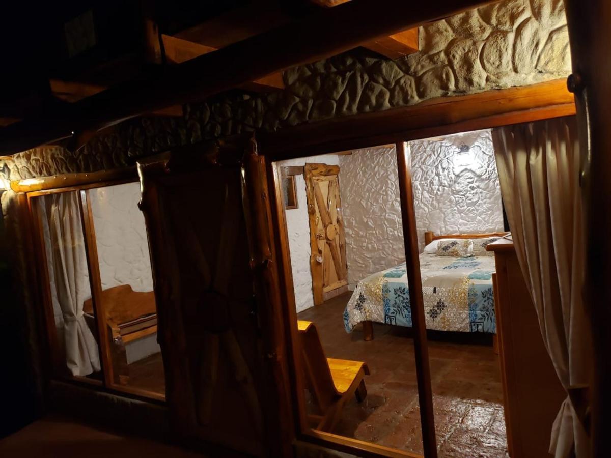 Atallaro Hospedaje Otavalo Eksteriør billede