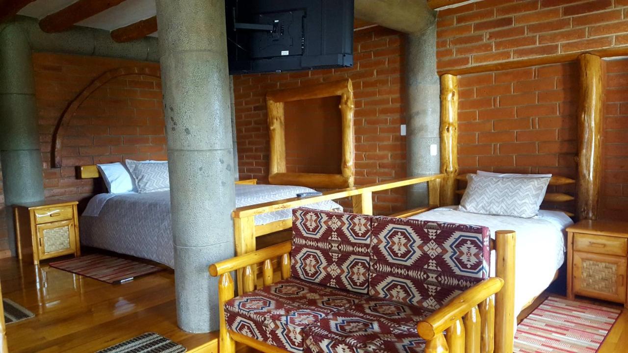 Atallaro Hospedaje Otavalo Eksteriør billede