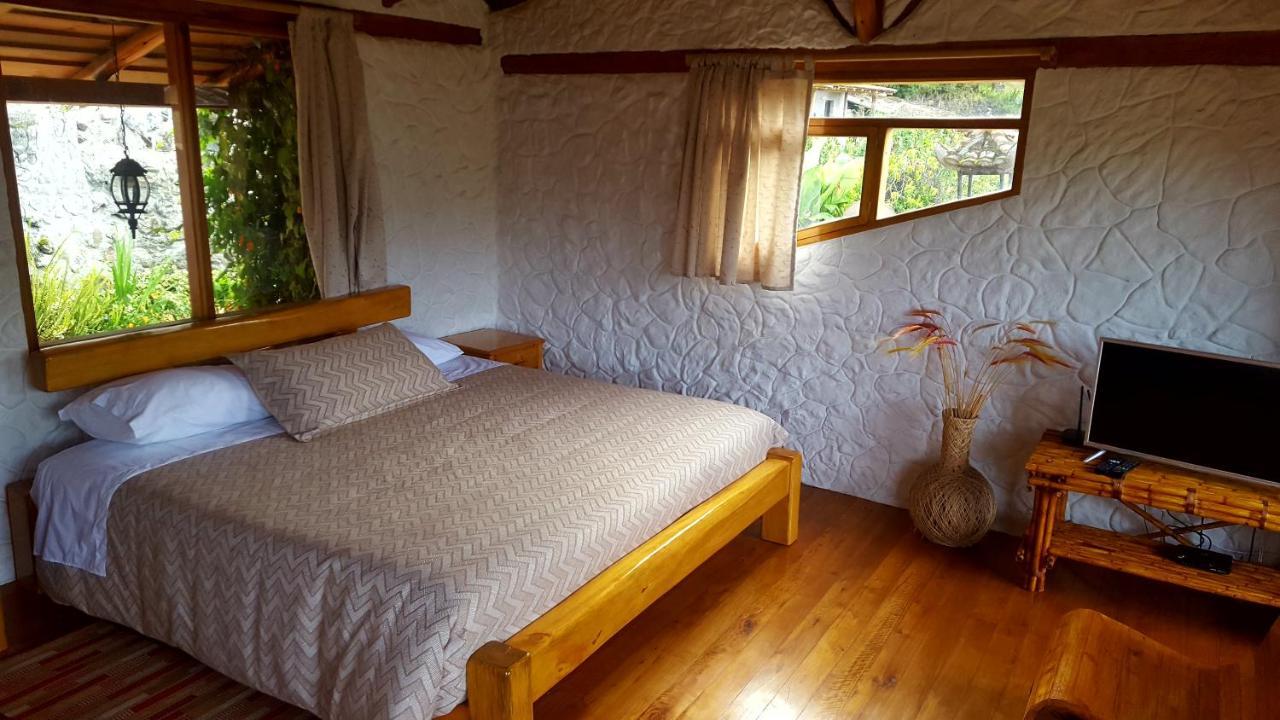 Atallaro Hospedaje Otavalo Eksteriør billede