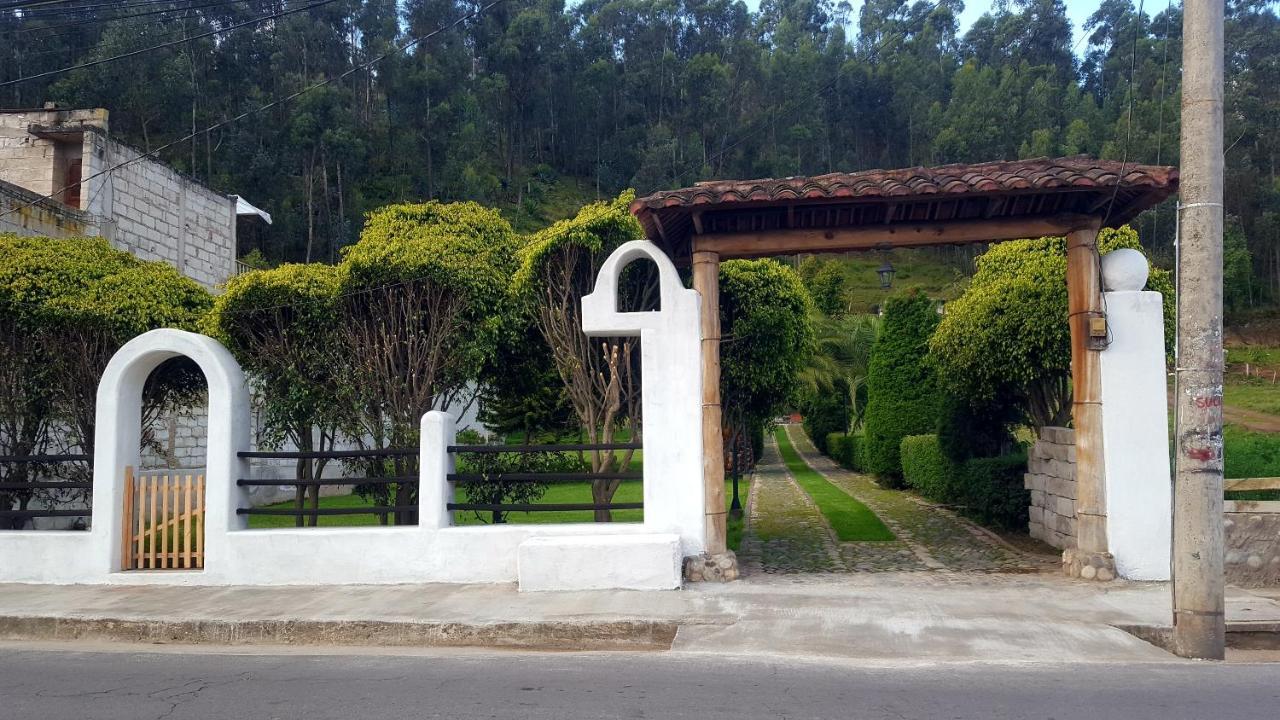 Atallaro Hospedaje Otavalo Eksteriør billede